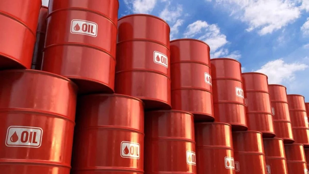Brent petrolün varil fiyatı 90,76 dolar