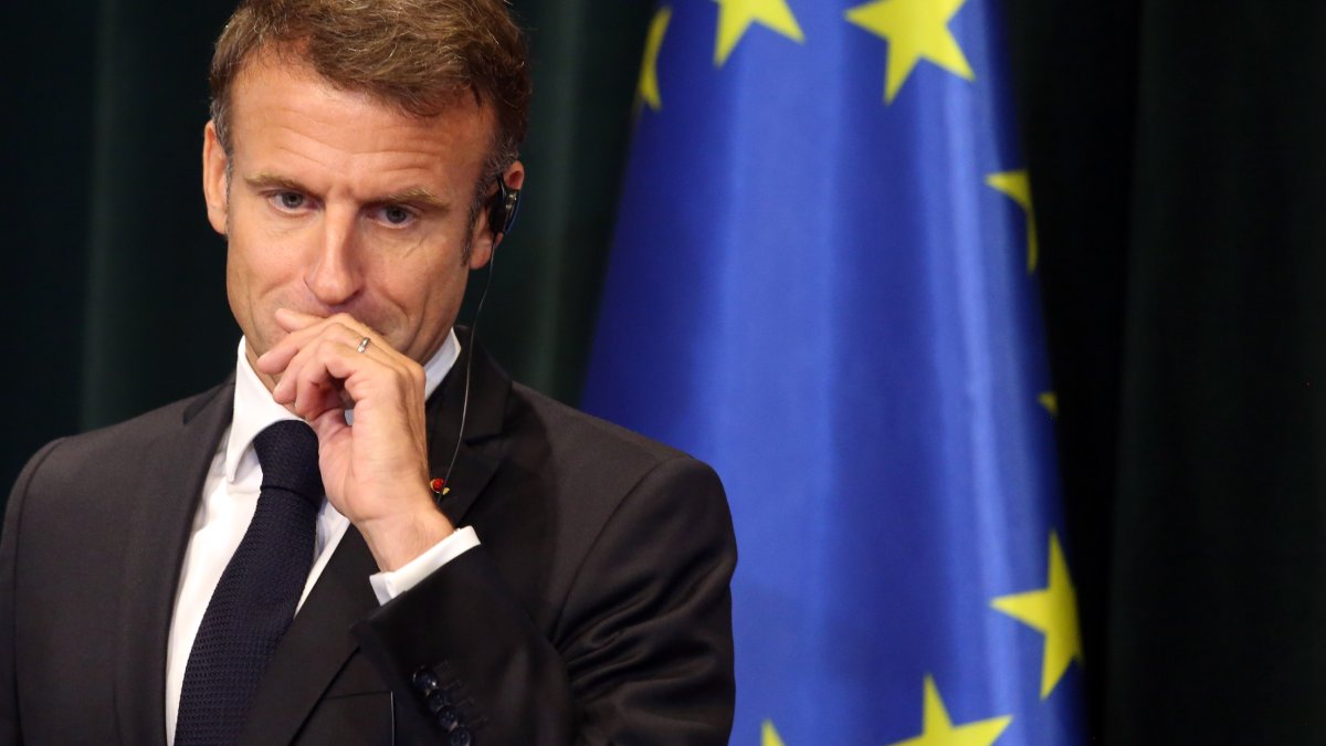 Macron: "Rehinelerin kurtarılmasına ilişkin yoğun müzakereler sürüyor"