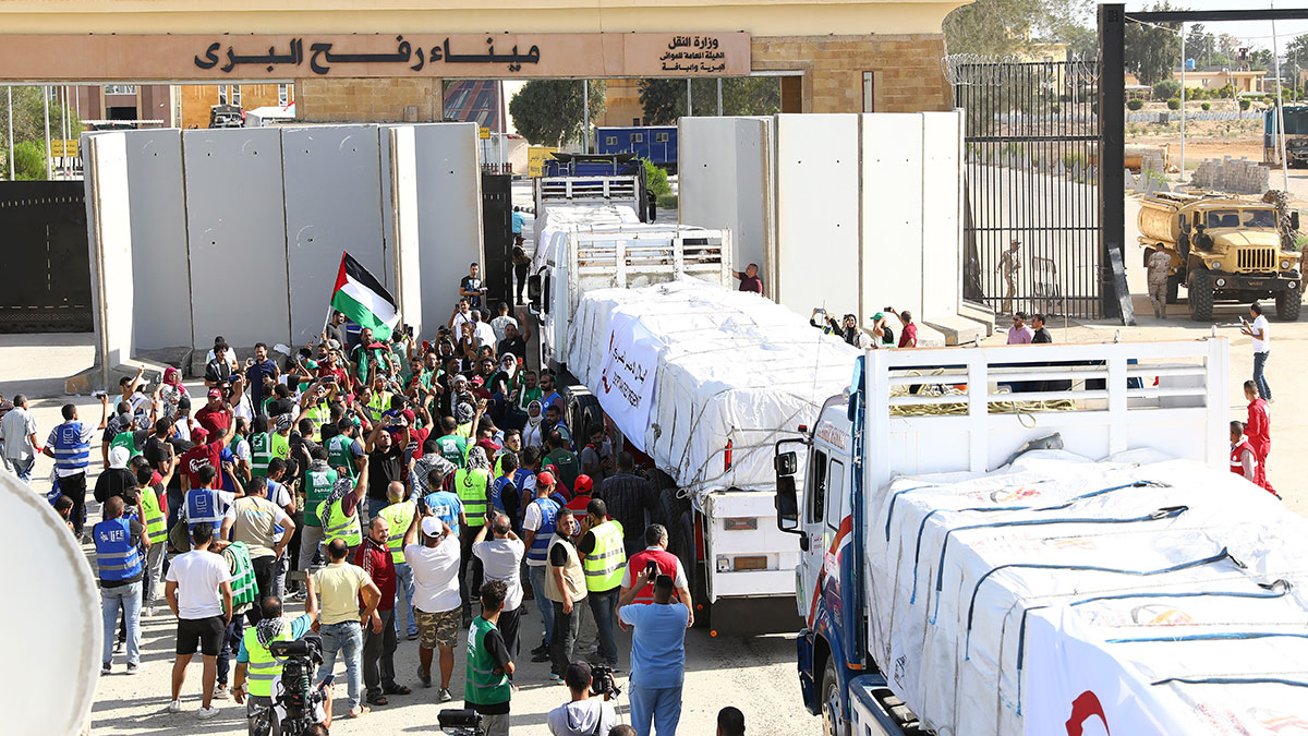 Refah Sınır Kapısı açıldı ama İsrail yakıta izin vermedi