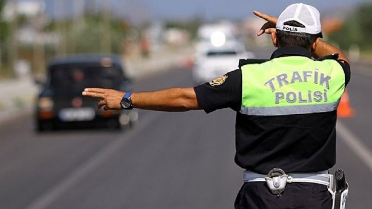 Trafik ekipleri ceza yağdırdı: Tam 7 milyon lira