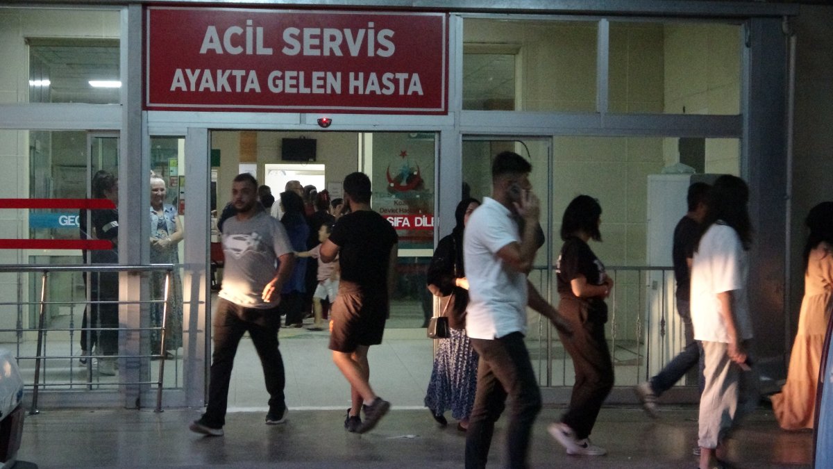 Adana’da 14 öğrenci gıda zehirlenmesi şüphesiyle hastaneye başvurdu