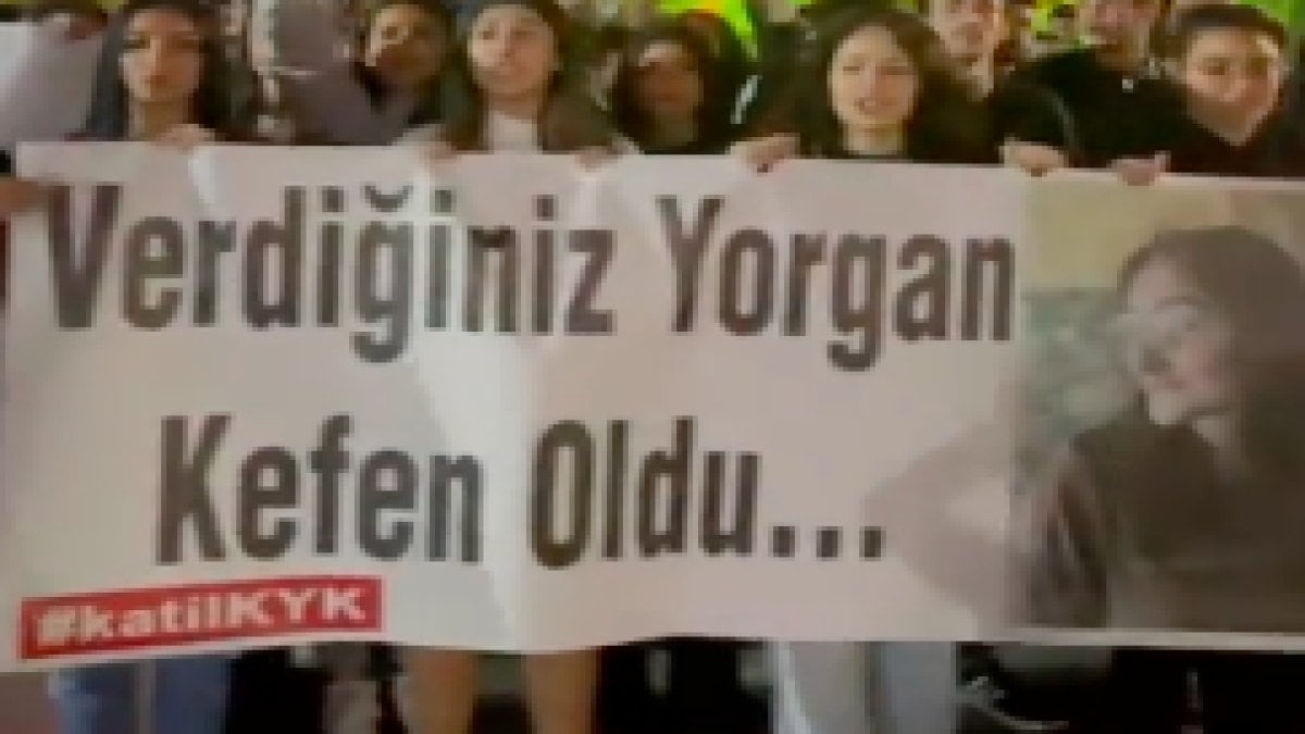 Öğrenciler, Aydın'da asansör faciasında hayatını kaybeden Zeren için destek istedi: "Zeren için meydana!"