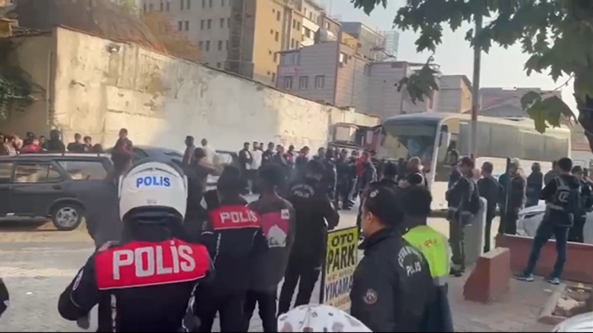 İzmir'de kaçak göçmenlere 'Kalkan' operasyonu: kaçak göçmen yakalandı