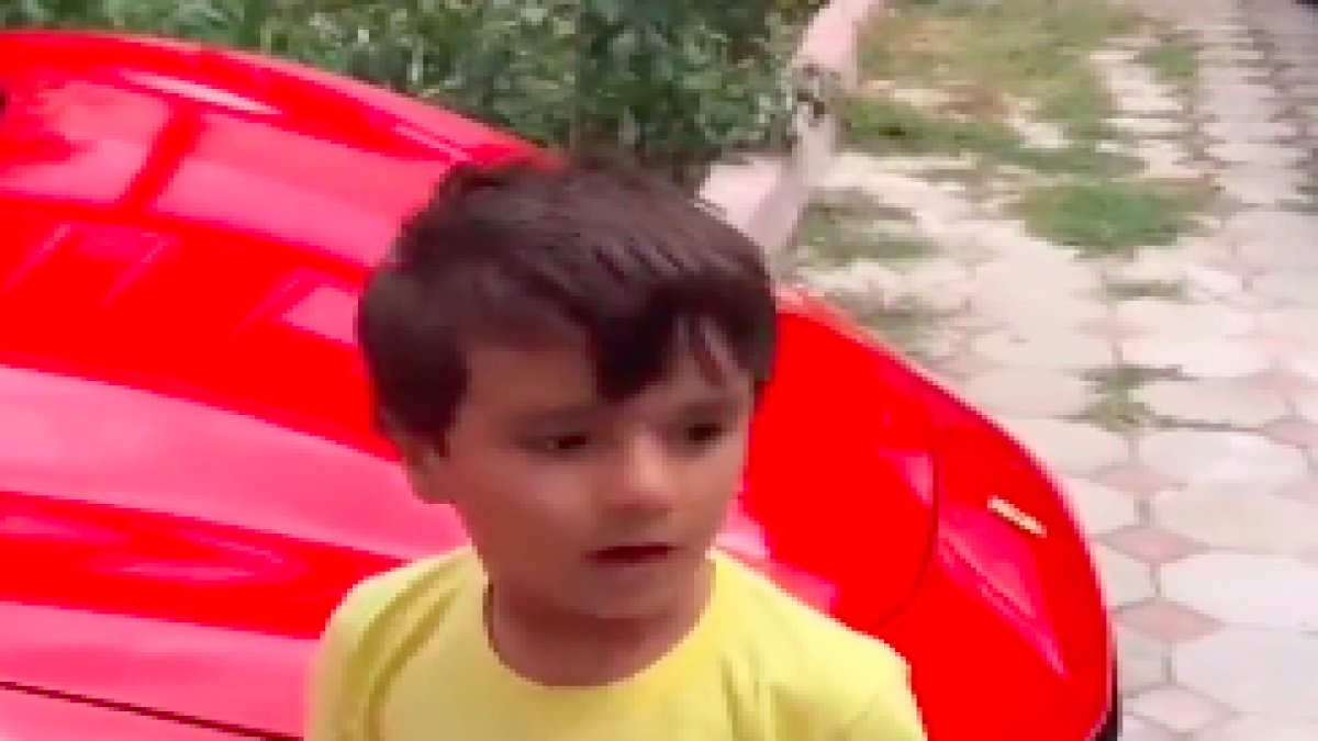 Dilan Polat'ın oğlu Milan'ın Ferrari'ye binmek istemedi video yeniden gündem oldu