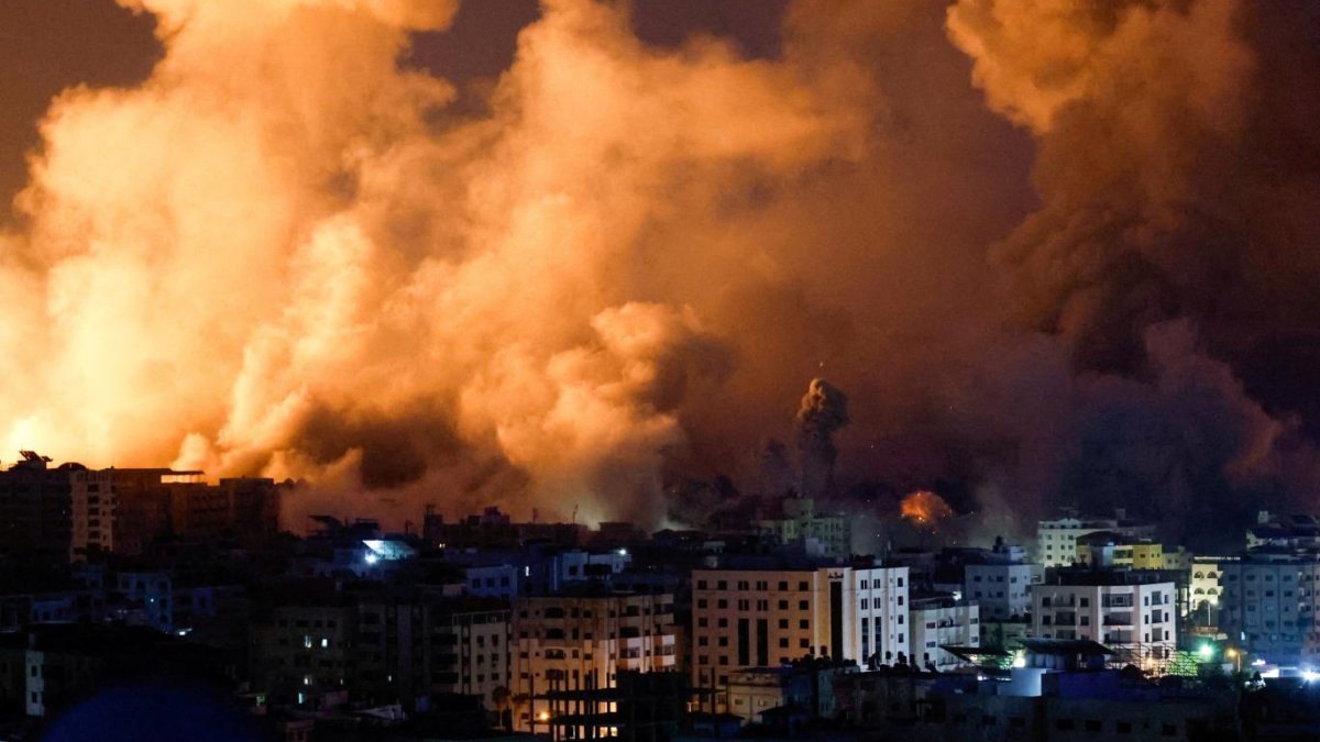 İsrail: Gazze'ye akaryakıt girişine her ne şekilde olursa olsun izin verilmeyecek