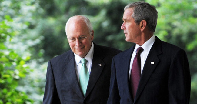 Bush ve Cheney'e  Venezuela'ya  giriş yasağı