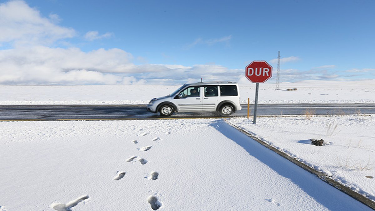 Kars'ta kar, Ardahan'da soğuk hava etkili oluyor