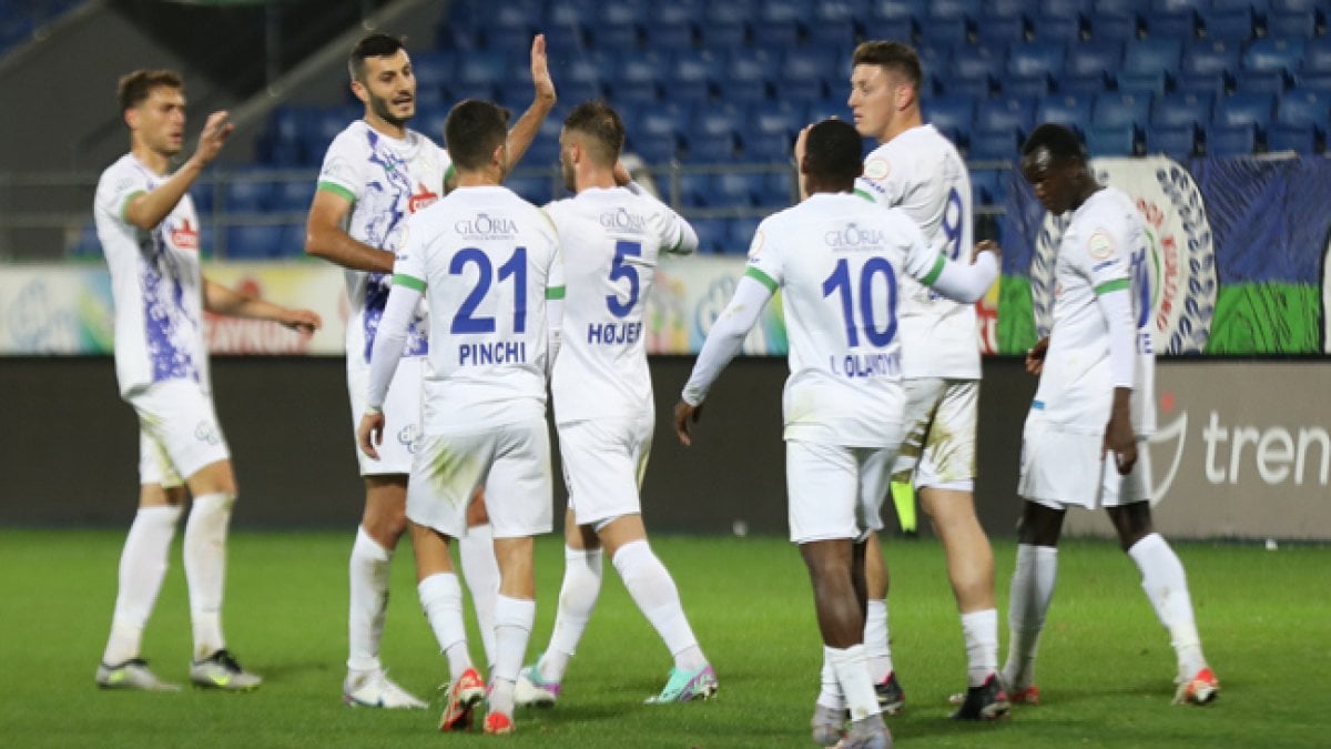 5 gollü maçı Çaykur Rizespor kazandı