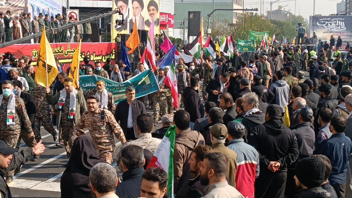 Tahran'da Filistin halkına destek için yürüyüş düzenlendi