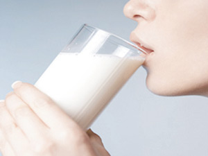 Günde 3 bardak süt bunamayı uzak tutabilir