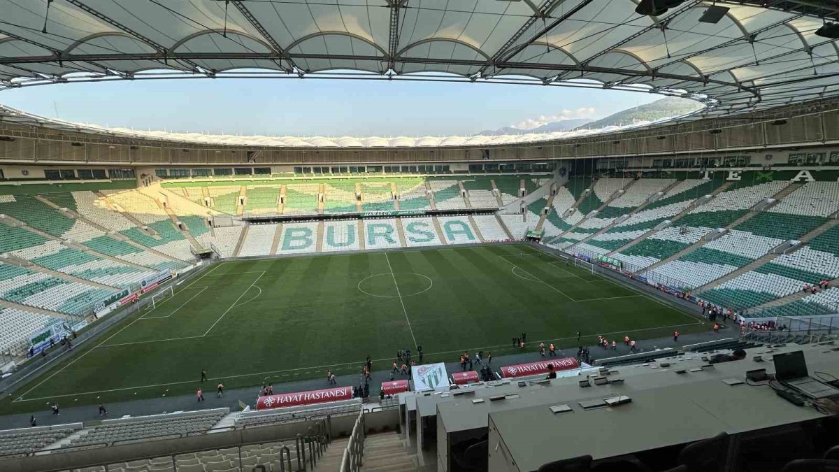 Bursaspor'un stadının yeni adı Yüzüncü Yıl Atatürk Stadyumu oldu