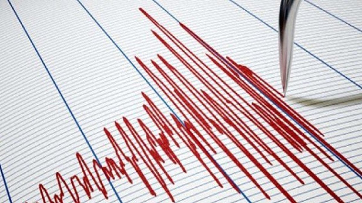 İstanbul'da deprem mi oldu? Kandilli’ye göre kaç büyüklüğünde deprem oldu?