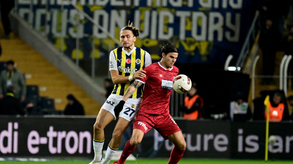 Fenerbahçe'de Crespo şoku! Maça devam edemedi