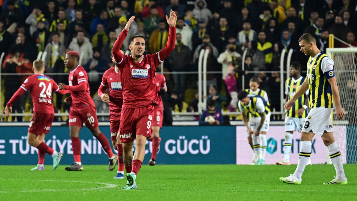 Sivasspor ateş püskürdü: Penaltımız verilmedi kara bir gece