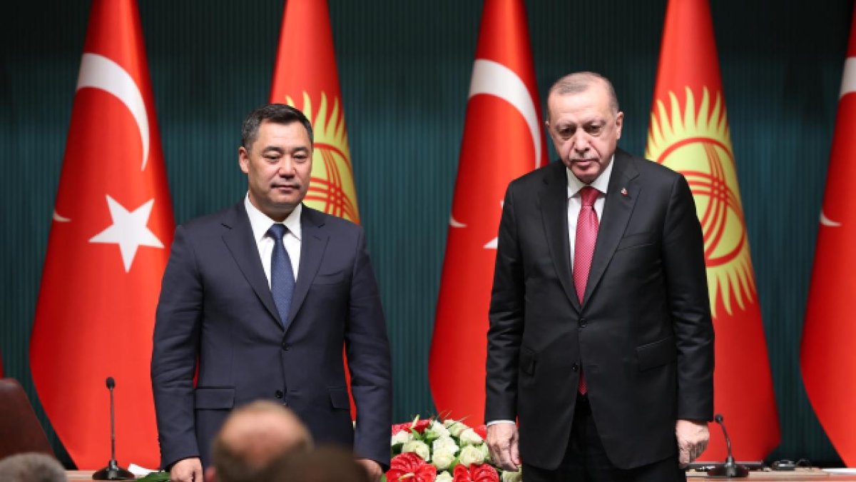 Erdoğan’dan Kırgızistan Cumhurbaşkanı Caparov’a doğum günü mesajı