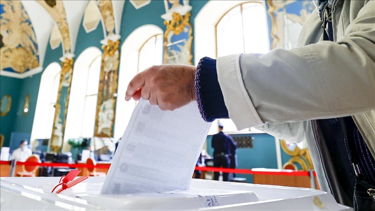 Rusya'da devlet başkanı seçim tarihi belli oldu