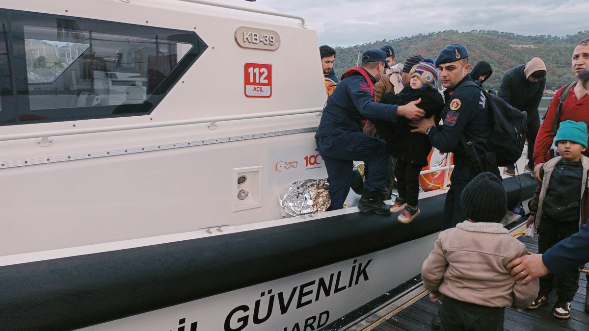 23 kaçak göçmen Fethiye’de yakalandı