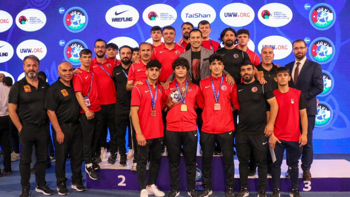 Türk güreşçilerden Dünya Güreş Şampiyonası'nda 7 madalya
