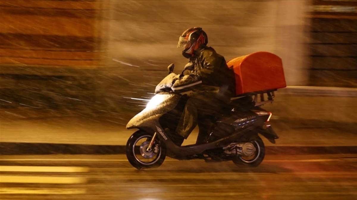Çanakkale’de motosiklet ve motokuryelere trafik yasağı