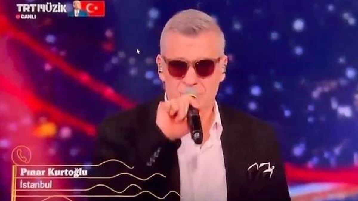 TRT'de tepki çeken diyalog: 12 askerimizin şehit olduğu gün şarkılı, türkülü eğlence programı