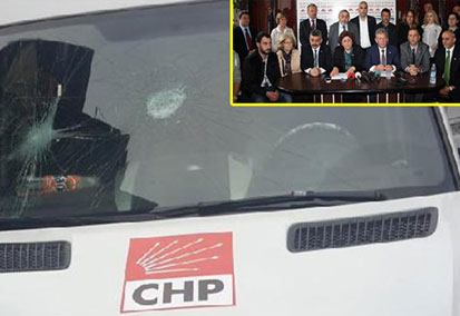Trabzon’da seçim minibüsüne saldırı