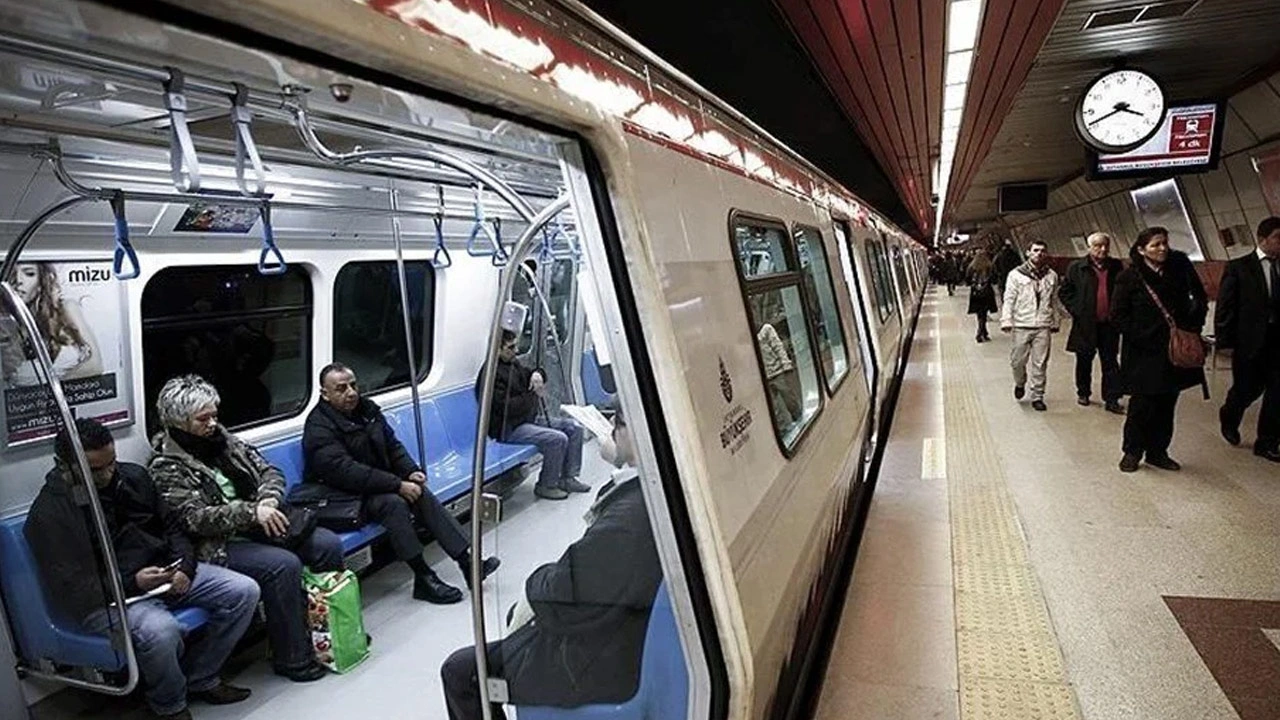 İstanbul'da metro seferlerine yılbaşı düzenlemesi