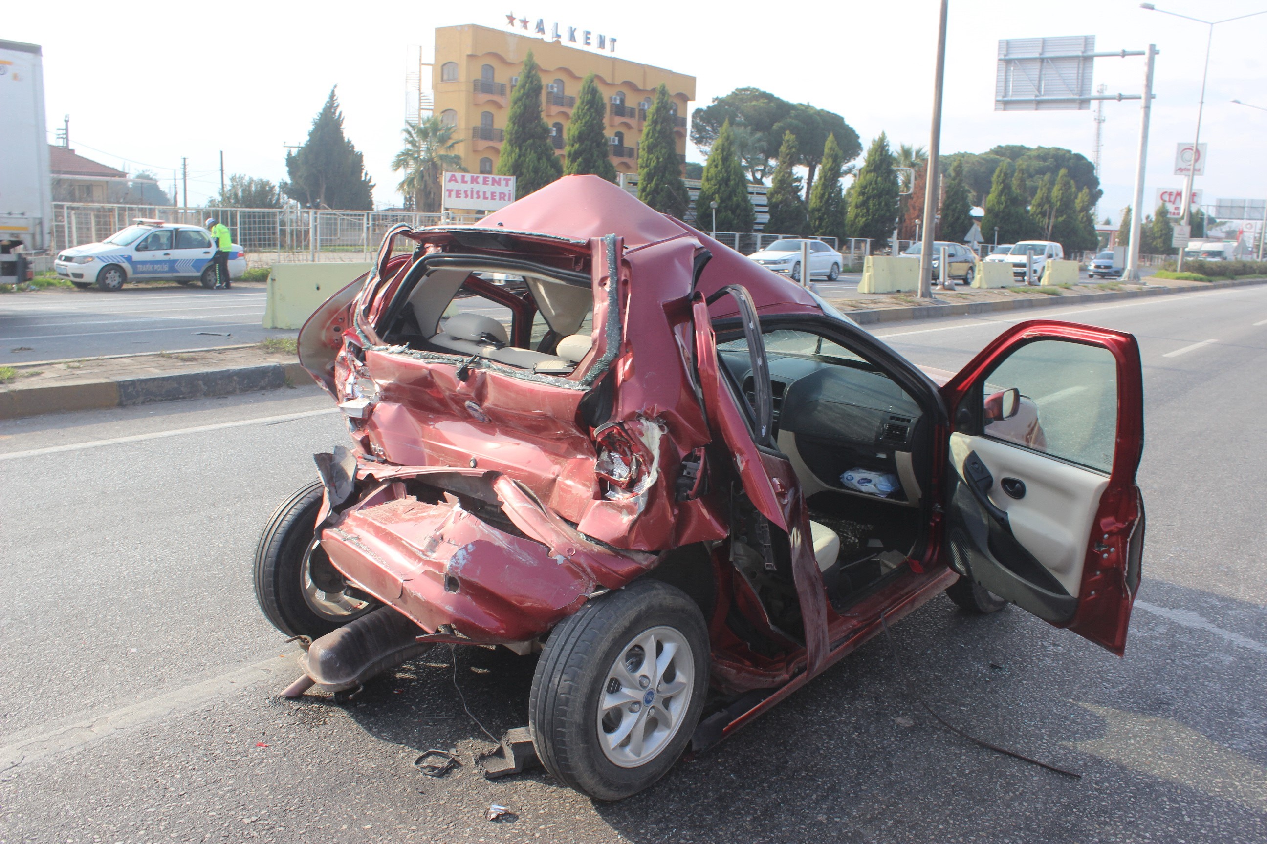Manisa'da trafik kazası ucuz atlatıldı