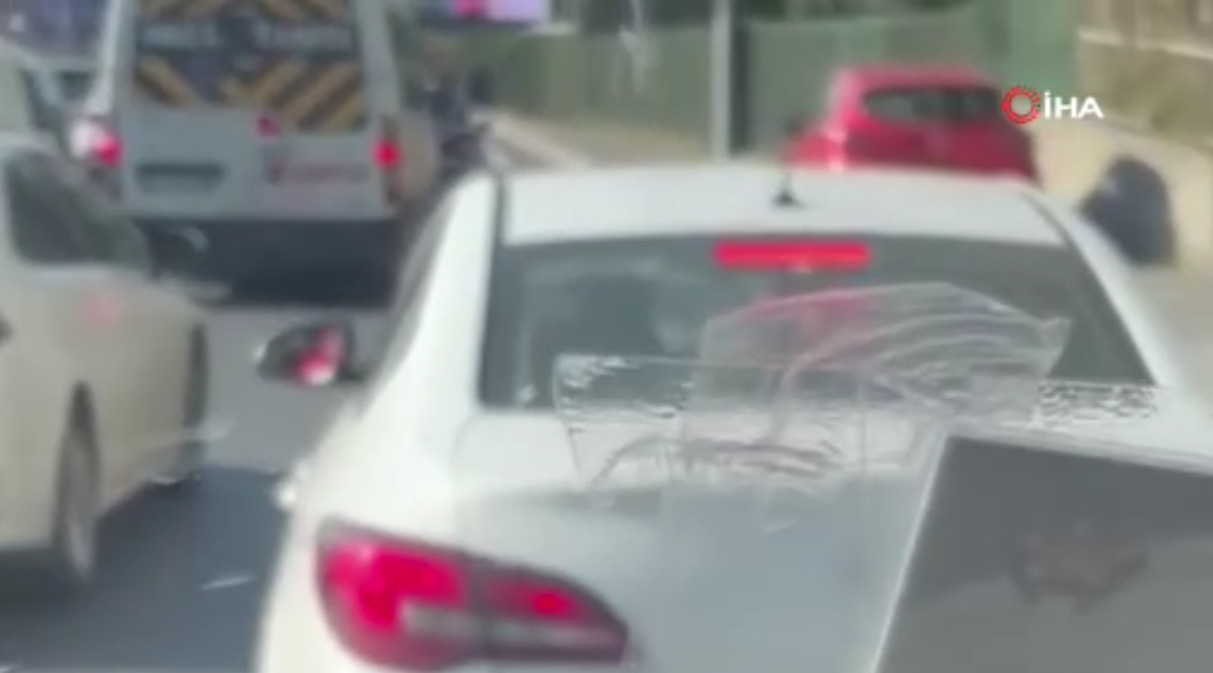 Sarıyer'de bir kadının otomobilin içinde darp edildiği anlar kameraya yansıdı