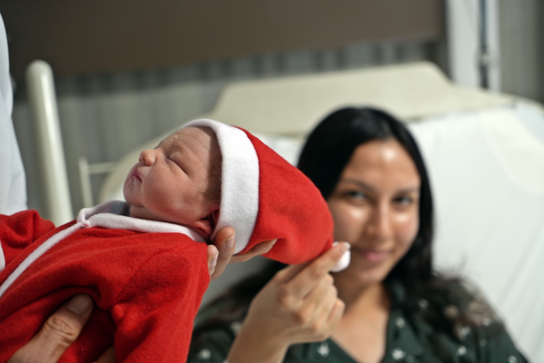 Yeni yılın ilk bebeği saat 00.00'da Antalya'da dünyaya geldi