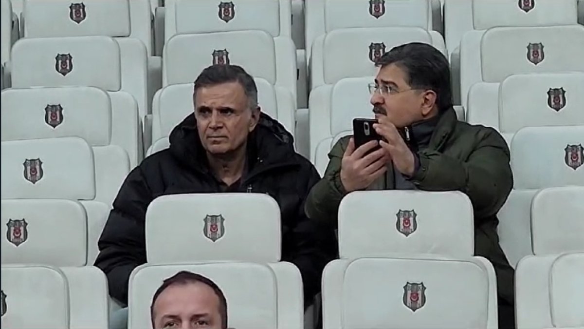 Beşiktaş'ın efsane futbolcusu Ulvi Güveneroğlu Kasımpaşa maçında