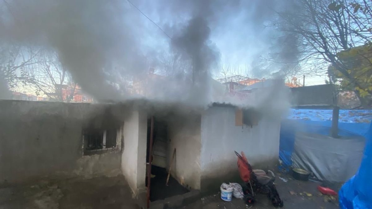 Osmaniye’de müstakil evde yangın