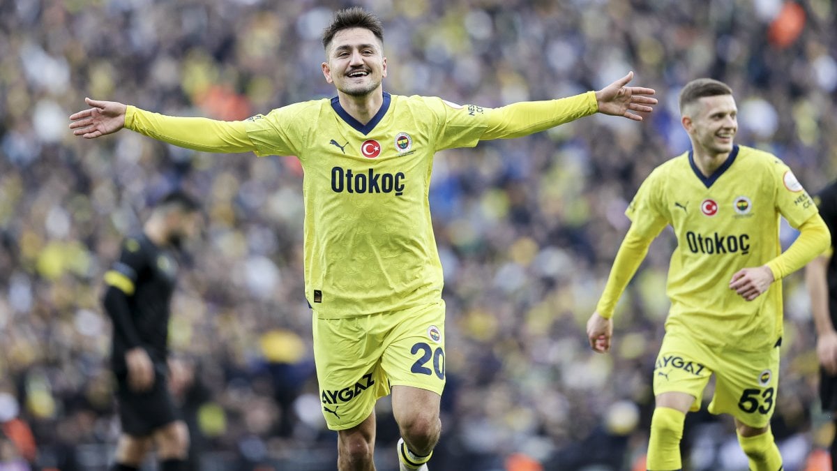 Cengiz Ünder İstanbulspor'a attığı 4 golle kariyer rekoru kırdı