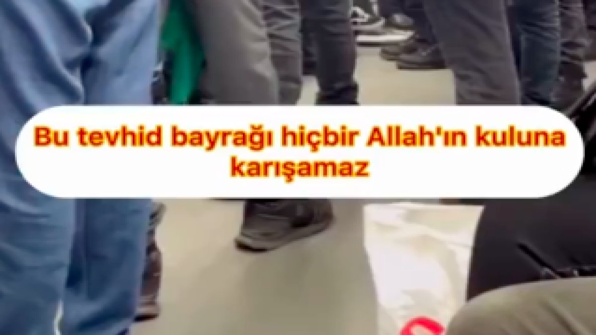 İstanbul metrosunda tevhid bayrağı tartışması: Yolcular arasında gergin anlar