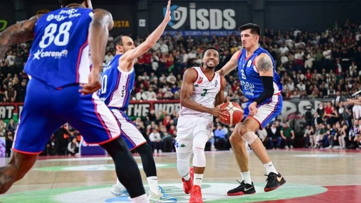 Efes İzmir'de kayboldu!