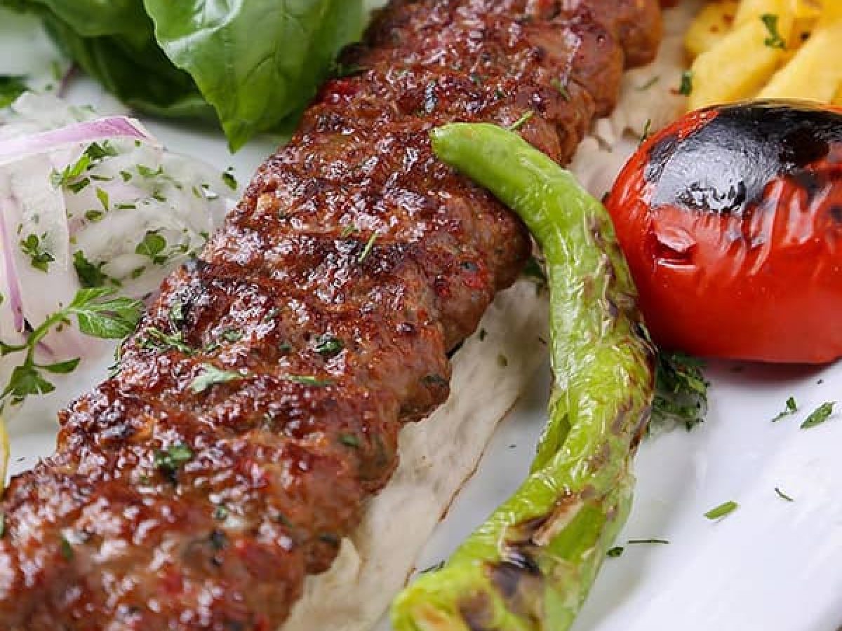 Adana Kebabı nasıl yapılır?  Adana Kebabı tarifi için malzemeler neler?
