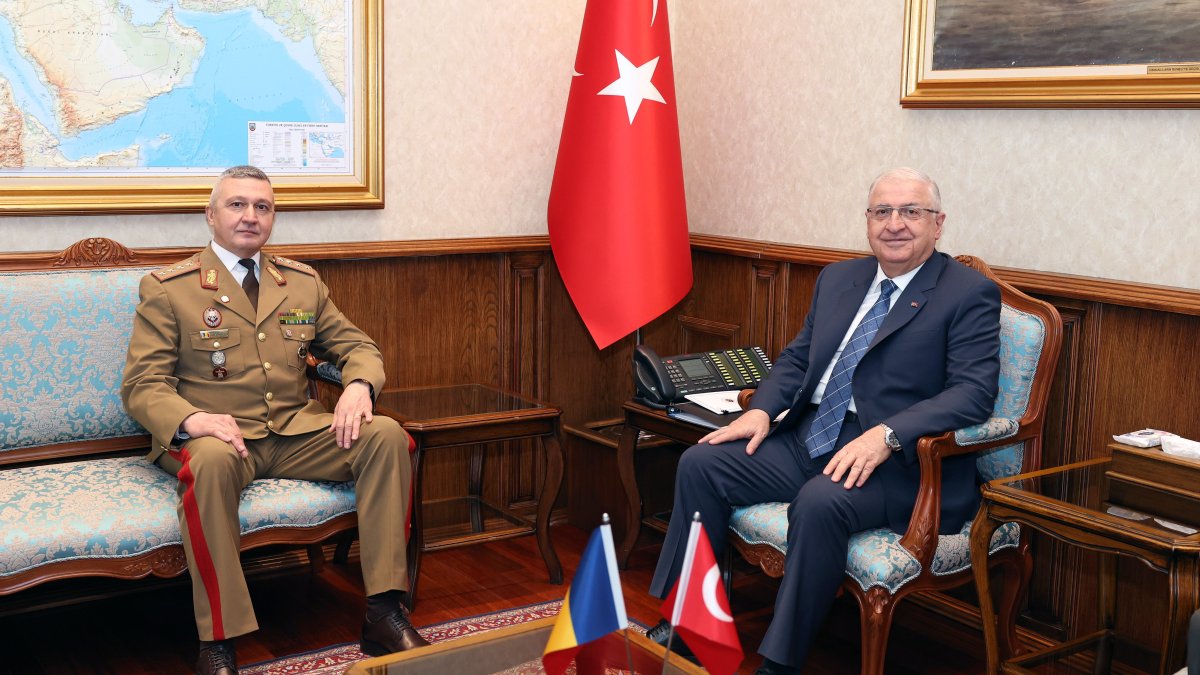 Bakan Güler, Romanya Genelkurmay Başkanı Vlad ile görüştü