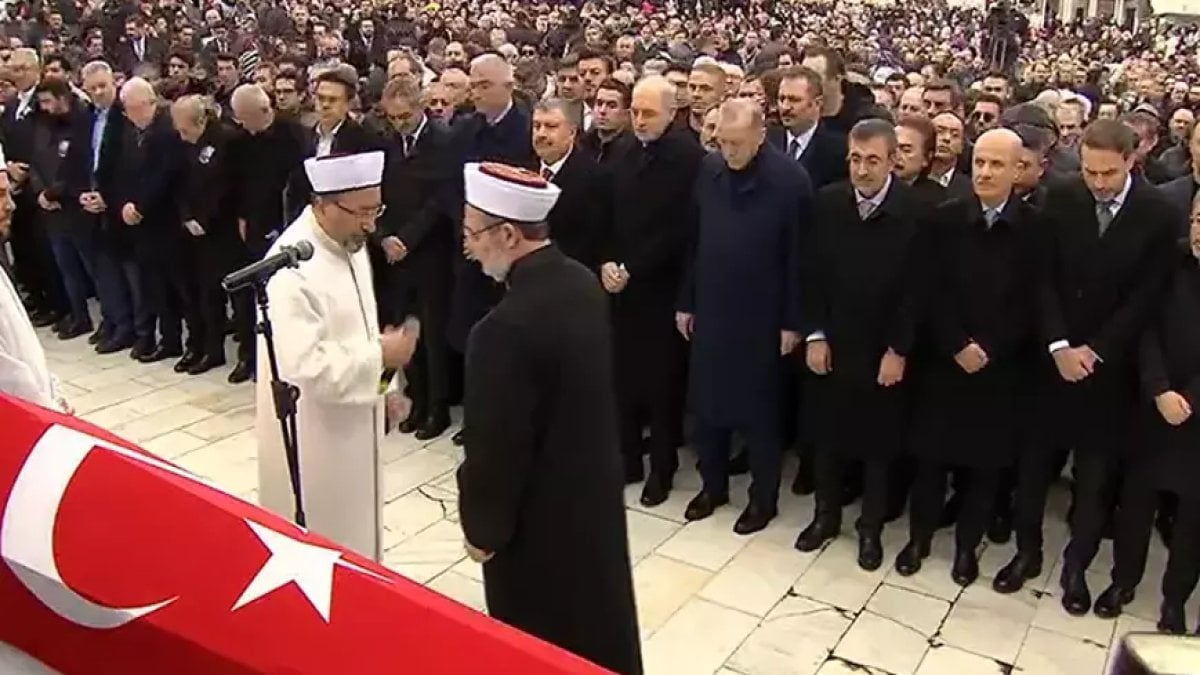 Cumhurbaşkanı Erdoğan, Alev Alatlı'nın cenaze törenine katıldı