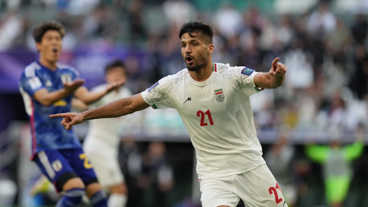 Asya Kupası'nda İran ve Katar yarı finalde