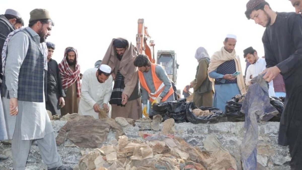 Afganistan'da toplu mezar bulundu