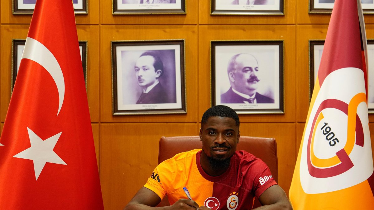 Galatasaray'ın yeni transferi Aurier formayı giydi. İlk kez konuştu
