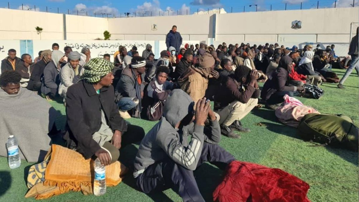 Libya 163 kaçak göçmeni sınır dışı etti