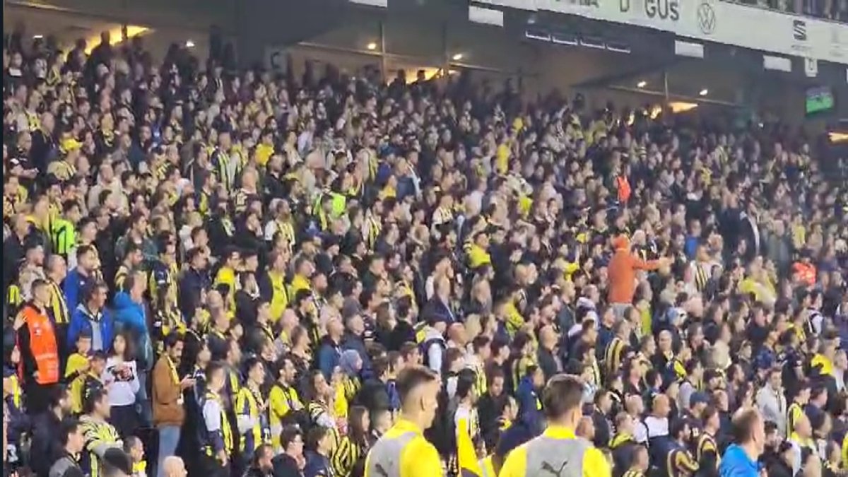 Oyundan alınan Krunic'e Fenerbahçelilerin tepkisi bakın ne oldu