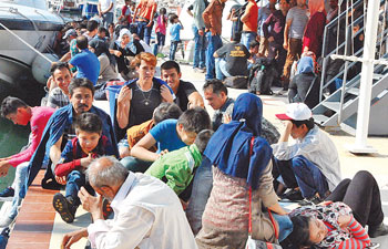 Çanakkale’de 12 saatte 520 göçmen yakalandı