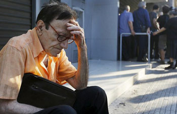 Yunanistan’da günde bin işyeri kapanıyor