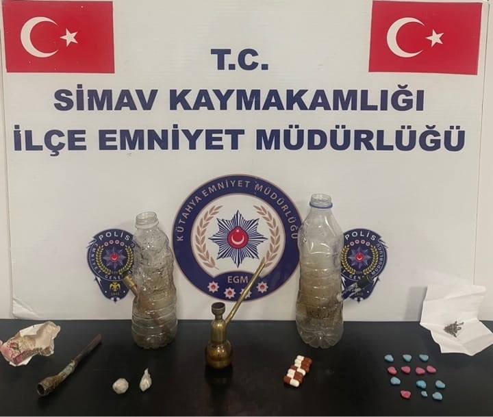 Kütahya'da uyuşturucu operasyonu: 3 tutuklama