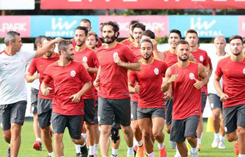 Galatasaray’da kamp gerçeği: Takviye şart