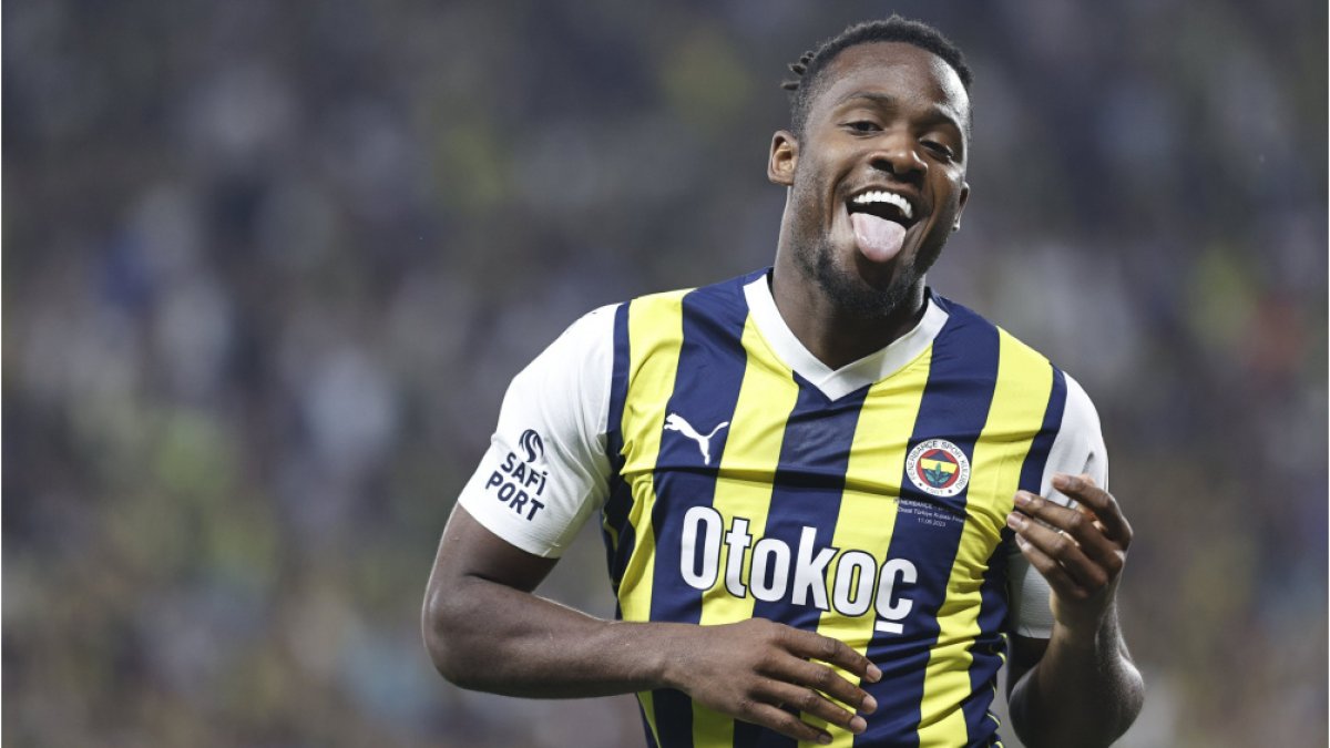 Batshuayi ülkesinde attı. Fenerbahçe coştu. Vatandaşları yıkıldı