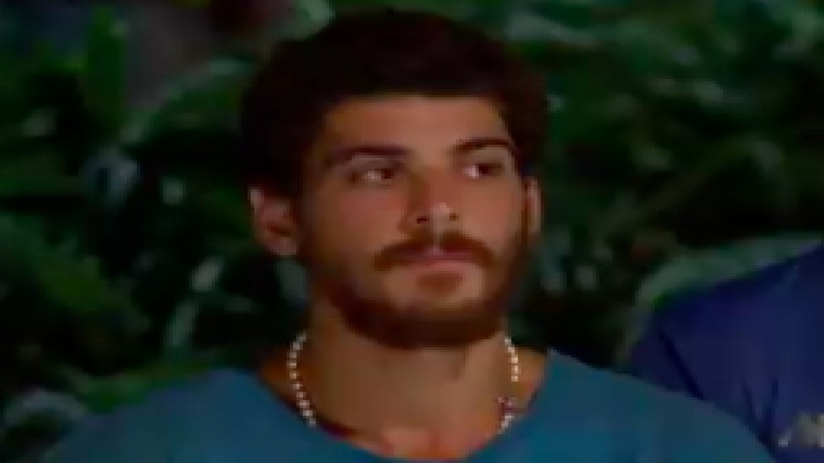 Survivor'da skandal: Yarışmacı Poyraz'ın Dominikli bir kişinin evinden çuvalla yiyecek çalması gündem oldu