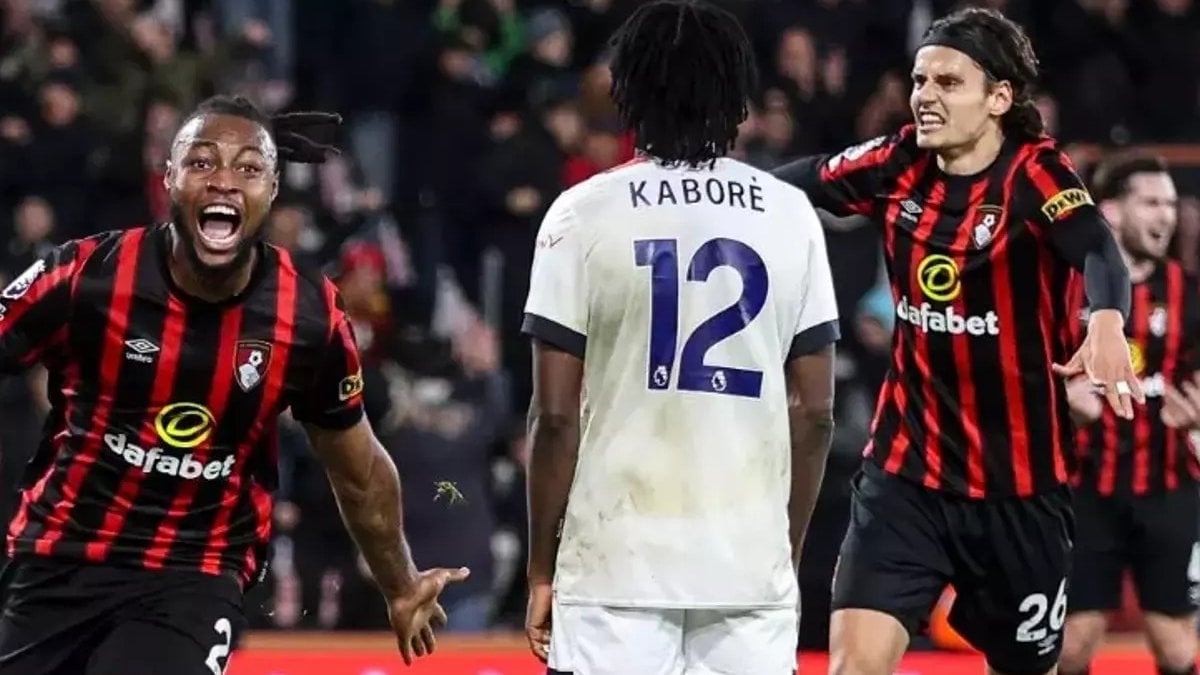 Enes Ünal takımı Bournemouth 3-0 mağlupken oyuna girdi. Maçın kaderini değiştirdi