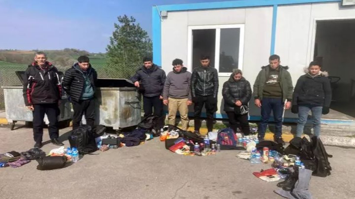 Edirne'de 8 düzensiz göçmen yakalandı